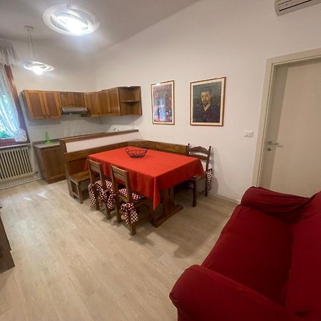 Villa Rita - Agenzia Cocal Каорле Экстерьер фото